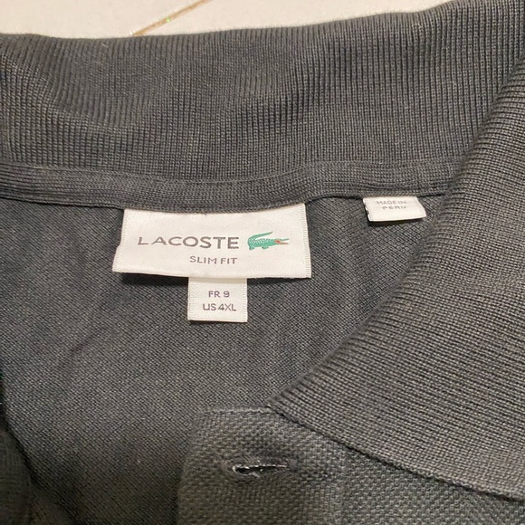 Collared chirt - Picture 2 of 3